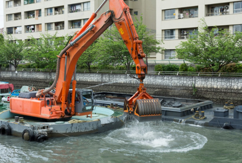 しゅんせつ工事